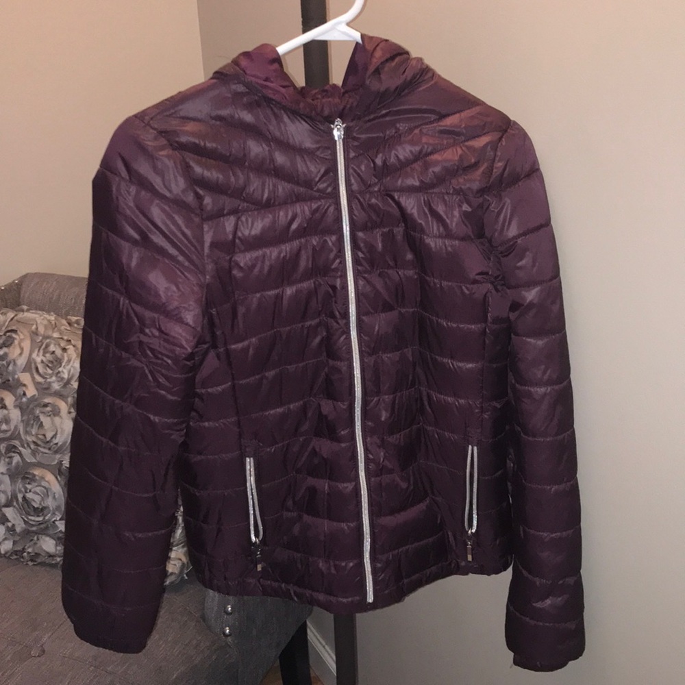 Burgundy light puffer jacket. Size 2